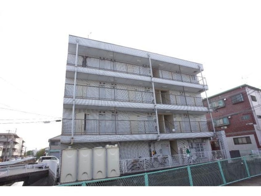  ハイツソレイユ