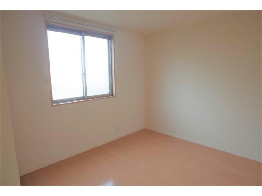  ヴィラーム　アウリンコ