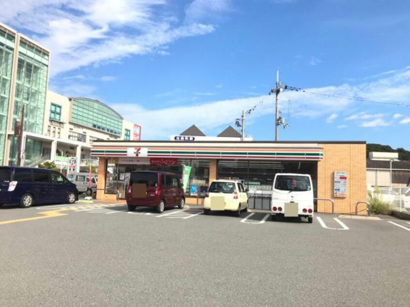 セブンイレブン加西北条駅前店(コンビニ)まで985m Lien-リアン-