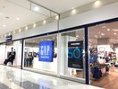 GAP　Factory　Storeイオンモール加西北条店(ショッピングセンター/アウトレットモール)まで405m Lien-リアン-