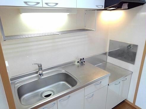  クライネス　ドルフ