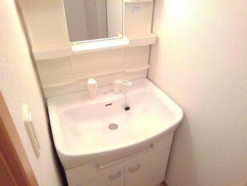  クライネス　ドルフ