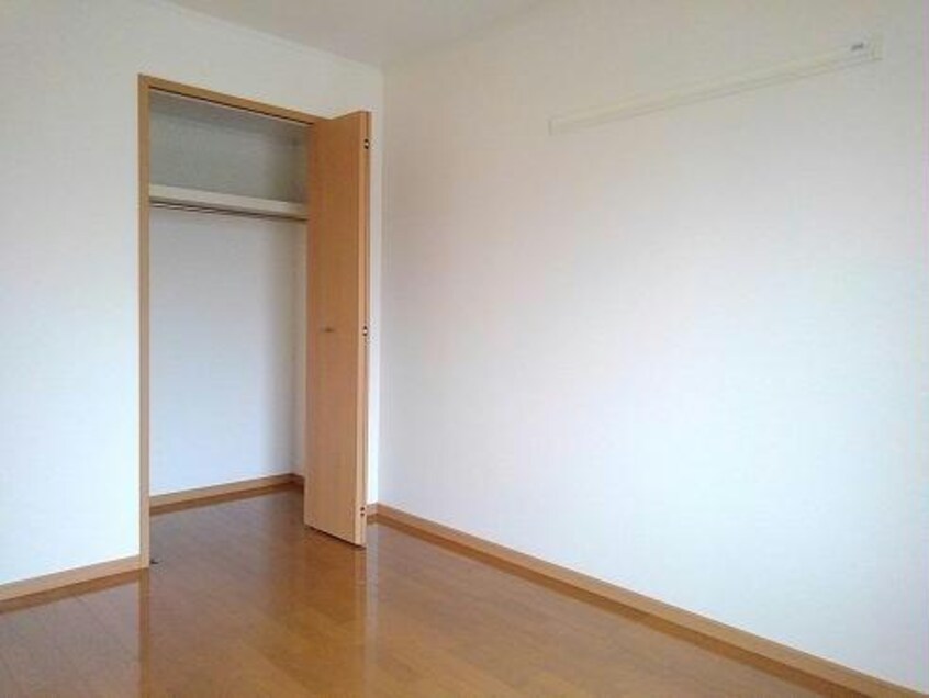  クライネス　ドルフ