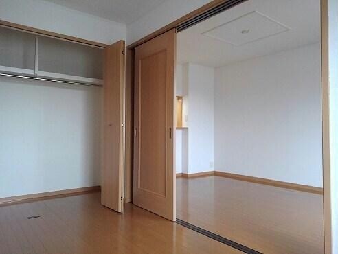  クライネス　ドルフ