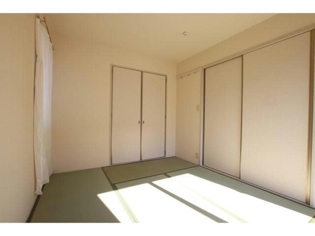  フォーレス佐土B