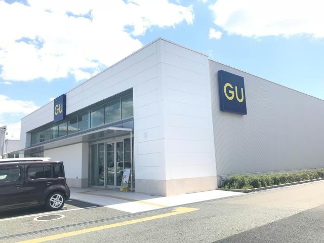 ジーユー姫路花田店(ショッピングセンター/アウトレットモール)まで2464m フォーレス佐土B