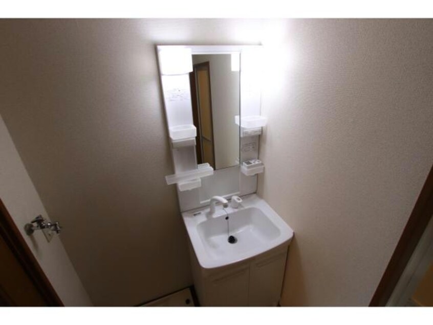  アベニュー安室