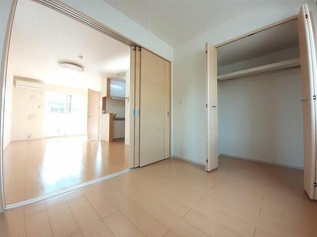  ヴィラ　グリチーネⅠ