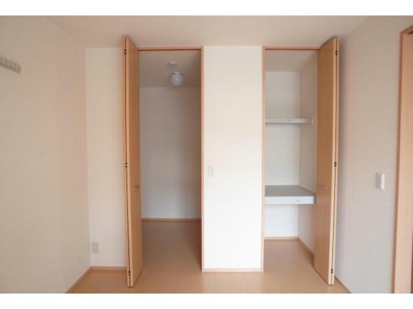  ウィステリアコート