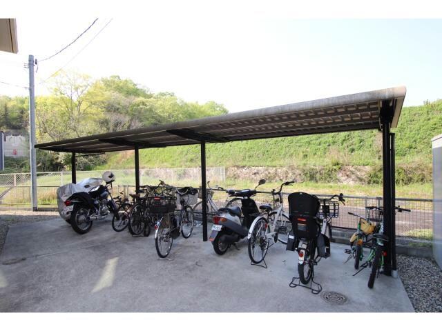  ヴィラ・グレイスフルC