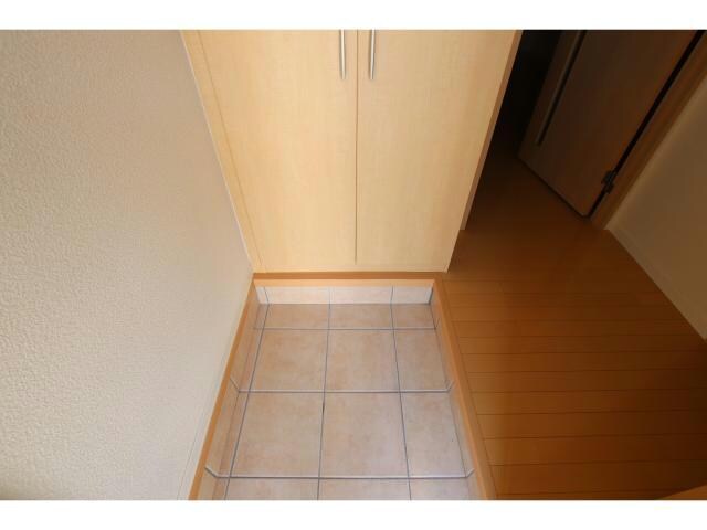  ヴィラ・グレイスフルC