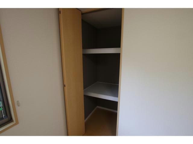  ヴィラ・グレイスフルC