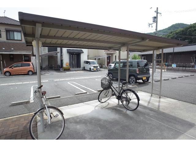  ロイヤル　メゾン