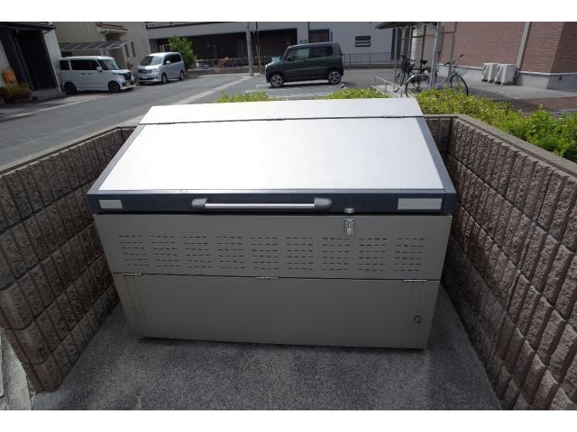  ロイヤル　メゾン