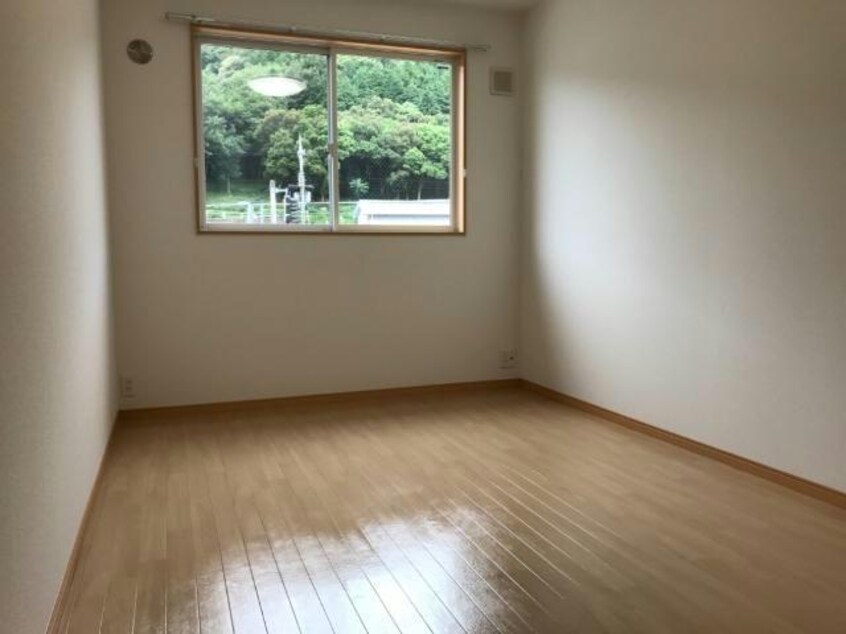  ロイヤル　メゾン