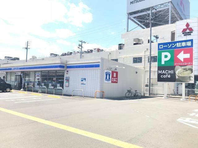 ローソン姫路花田町店(コンビニ)まで236m ソル・ヴィアーレ