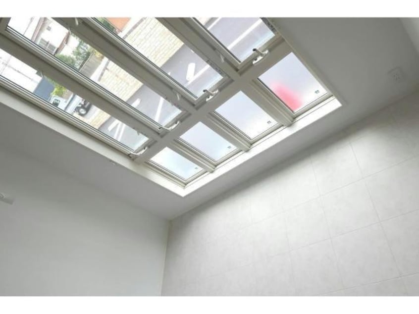  カーサ　カリーノ