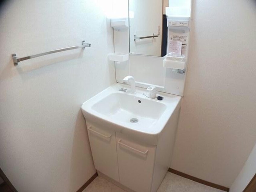  オアシスやまなB