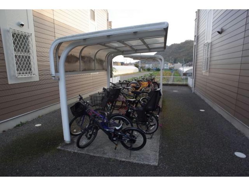  アベニュー御立B