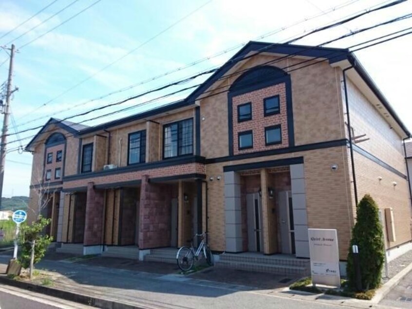  クワイエット　アベニュー