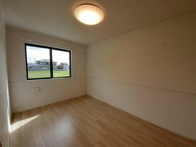  サンリット・ヴィラ