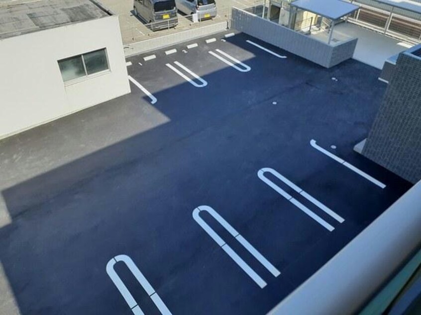  プレミア