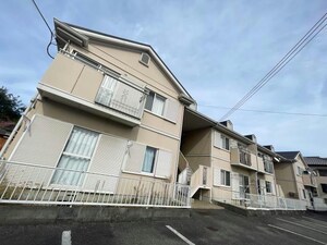 タウニィ高岡　A