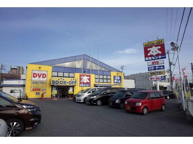 ブックオフ姫路増位店(ディスカウントショップ)まで485m セピア51