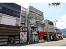 TOMOビルの外観