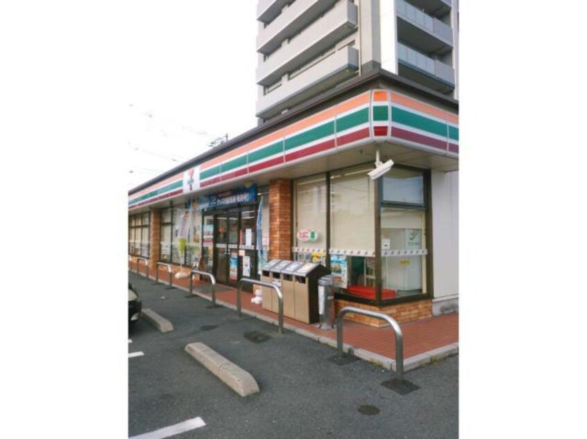 セブンイレブン山陽小野田日の出店(コンビニ)まで1099m ブライト・サンハイＢ