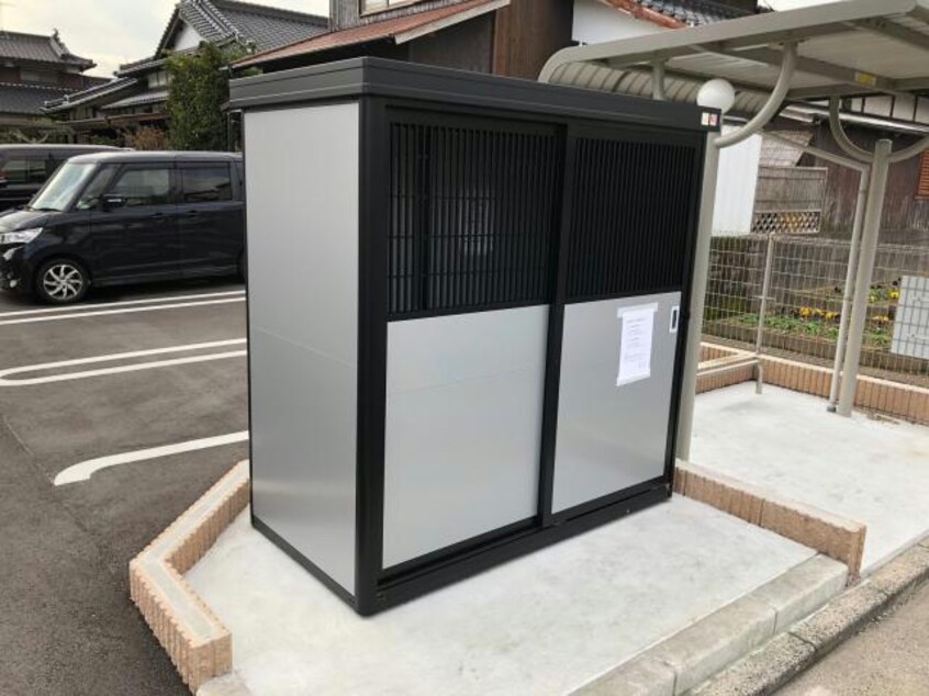 ゴミ置き場 リプル南竜王　Ａ