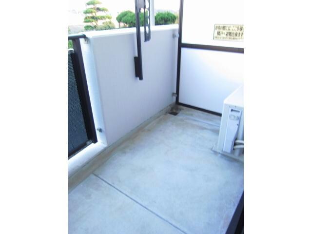  ドゥ－　フェリーチェ