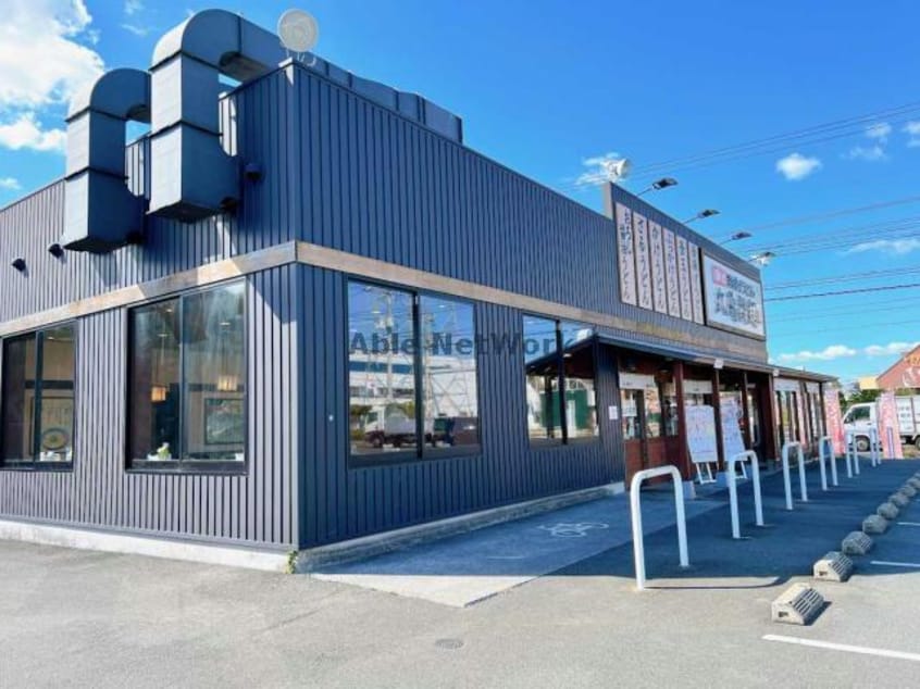 丸亀製麺宇部際波店(その他飲食（ファミレスなど）)まで809m マーチ・グレイス弐番館