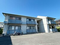 シャーメゾン湯布田