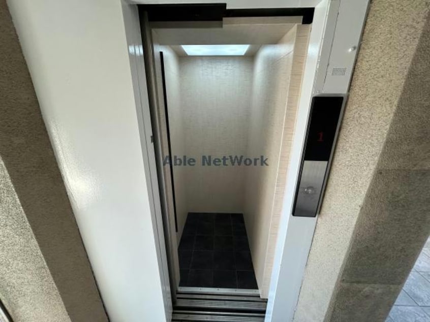  クラウン西の浜