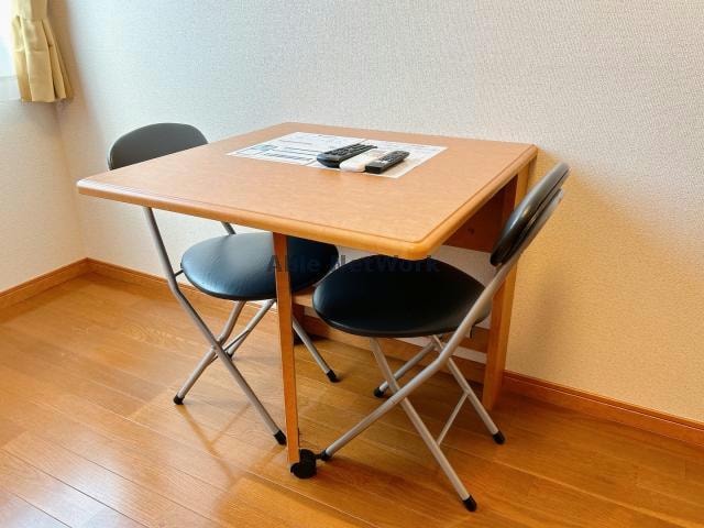  レオパレスサニーコート西高泊