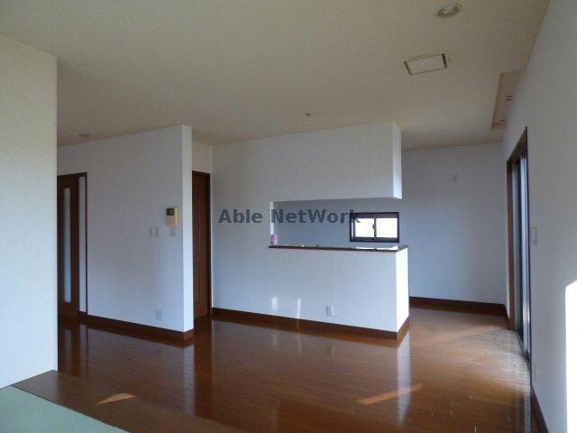  小野田本山貸家