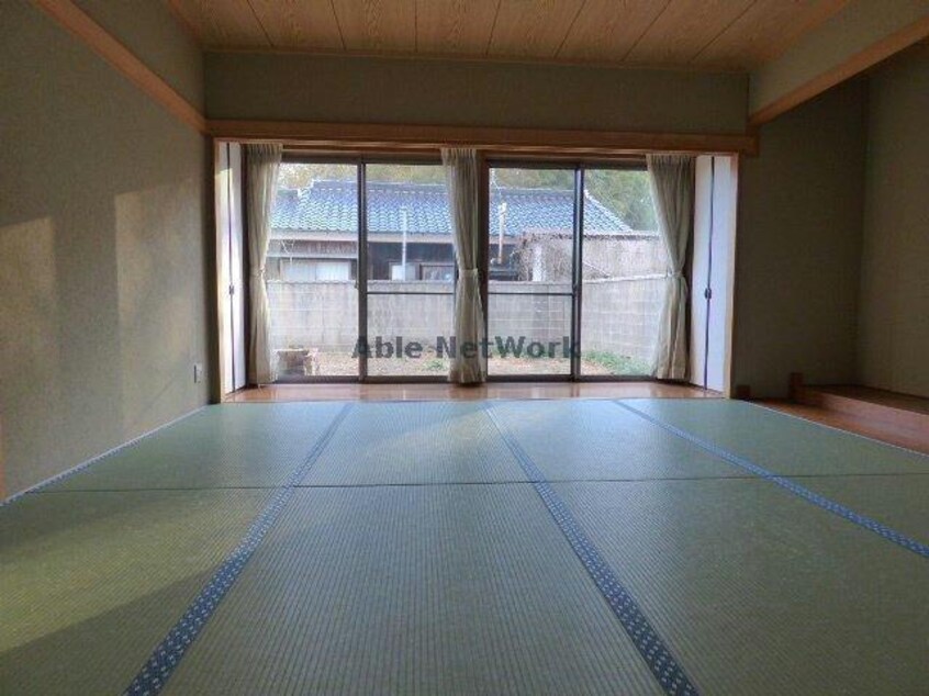 小野田本山貸家