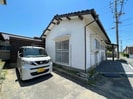 妻崎開作貸家の外観
