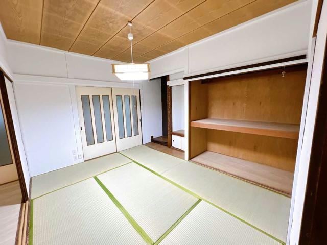  妻崎開作貸家