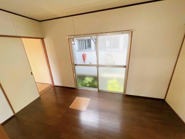  妻崎開作貸家