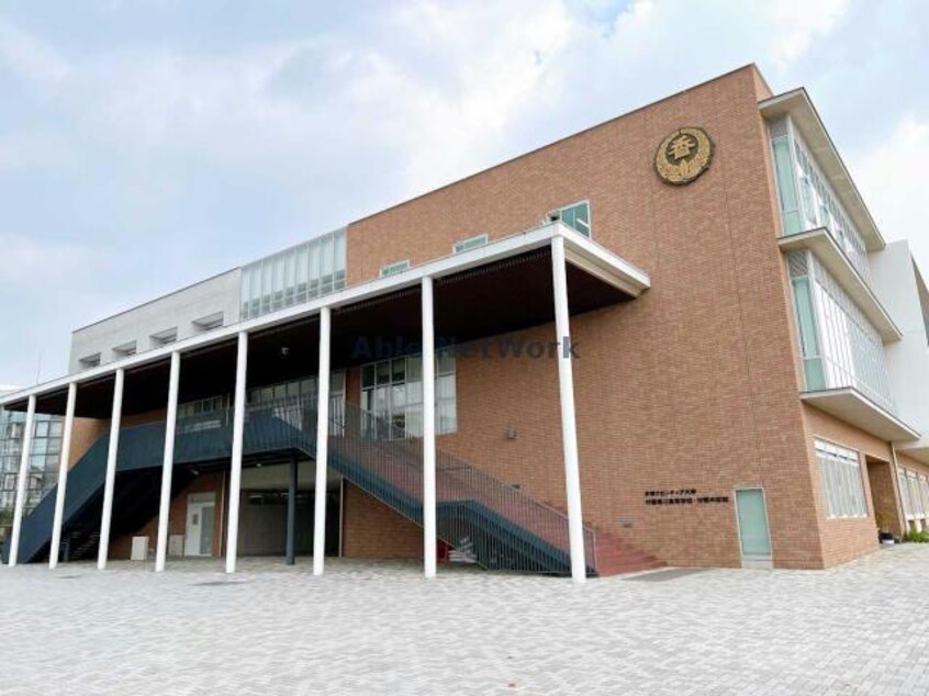 私立宇部フロンティア大学付属香川高校(高等学校/高等専門学校)まで2461m 妻崎開作貸家