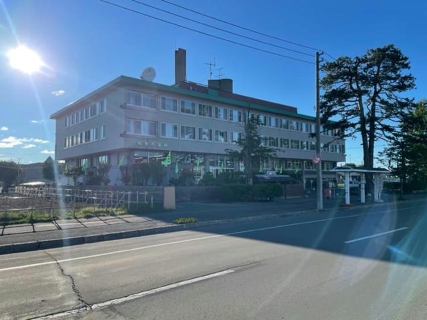 名寄市役所名寄庁舎(役所)まで1279m グランマレ1