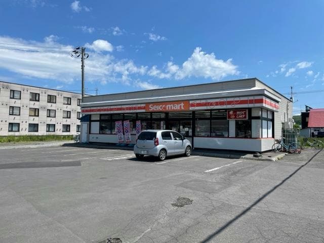 セイコーマート名寄大通店(コンビニ)まで661m MIRAI