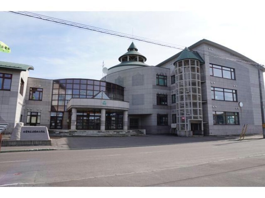 名寄市立名寄西小学校(小学校)まで1206m※西小 カーチス