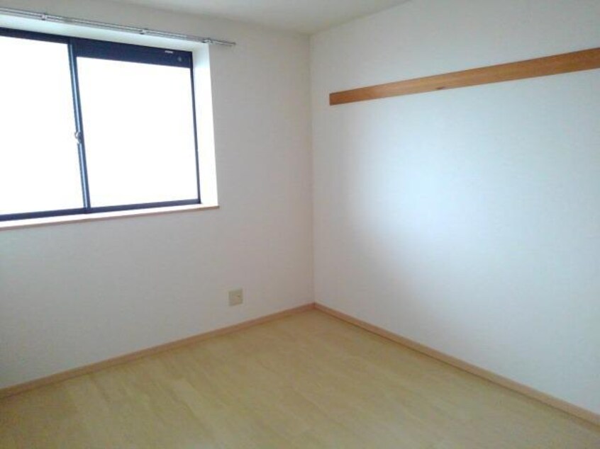  ハイツロードサイド