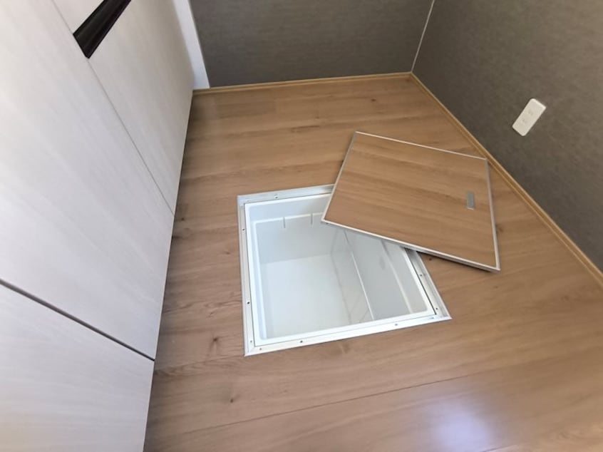 キッチン床下収納 ドミール大島VII　A