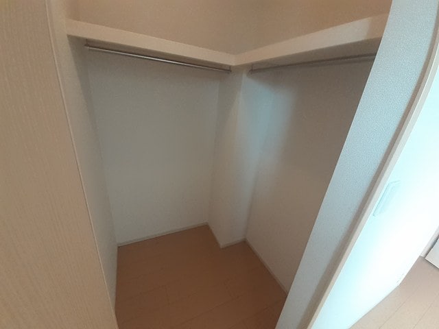  ファイン・アベニュー　Ｅ