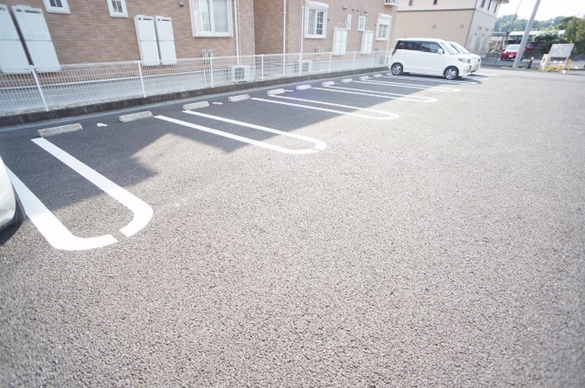  ファイン・アベニュー　Ｅ