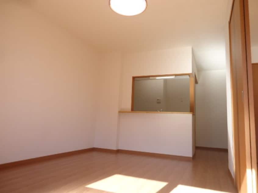 リビング サンクチュアリ　III